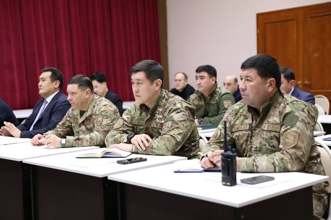 Kazakhstan's public servants are learning from the USA how to manage natural disasters effectively.