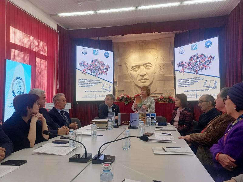 Discover the hidden power of national literatures in Kazakhstan! A recent roundtable revealed how these diverse voices foster patriotism, understanding, and tolerance. Explore the rich ta...